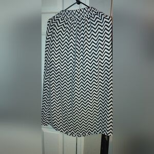 Stoosh Black and White Zigzag A-Line Skirt